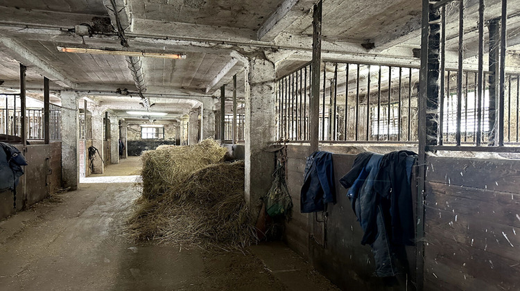 Ma-Cabane - Vente Maison COUCY-LE-CHATEAU-AUFFRIQUE, 196 m²