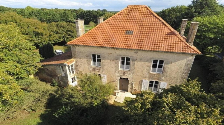 Ma-Cabane - Vente Maison COUHE, 230 m²