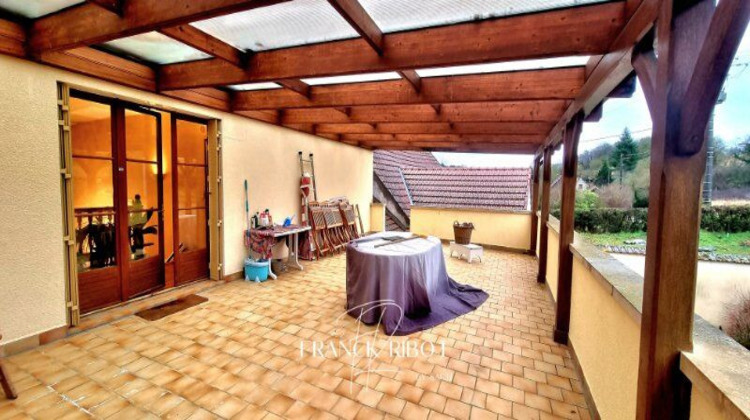 Ma-Cabane - Vente Maison Coulanges-sur-Yonne, 327 m²