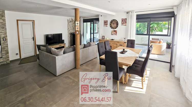 Ma-Cabane - Vente Maison COULOMMIERS, 270 m²