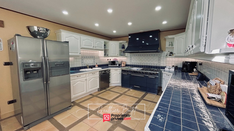 Ma-Cabane - Vente Maison COULOMMIERS, 350 m²