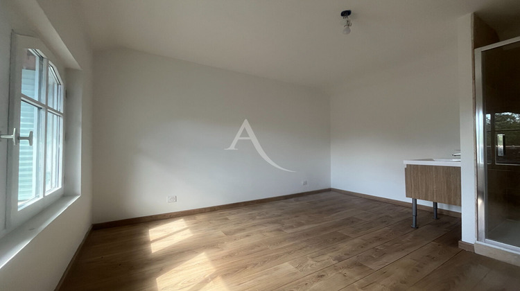 Ma-Cabane - Vente Maison COUR-CHEVERNY, 110 m²