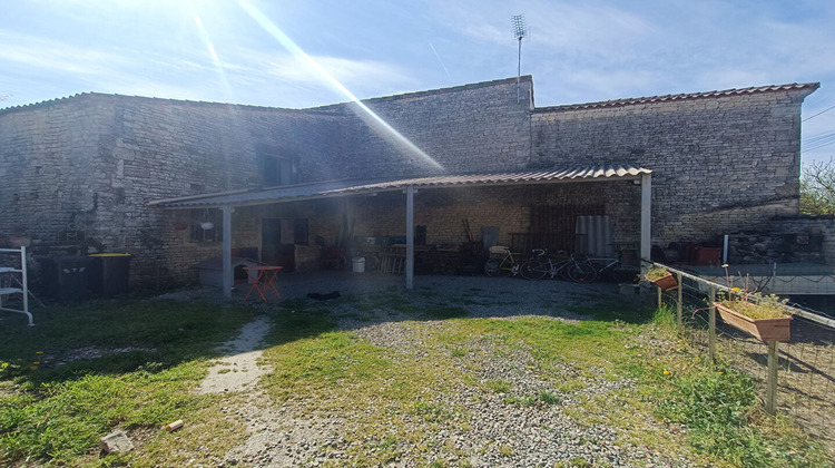 Ma-Cabane - Vente Maison COURBILLAC, 117 m²