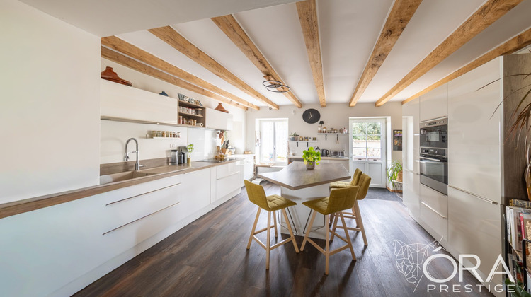 Ma-Cabane - Vente Maison Courcelles, 214 m²