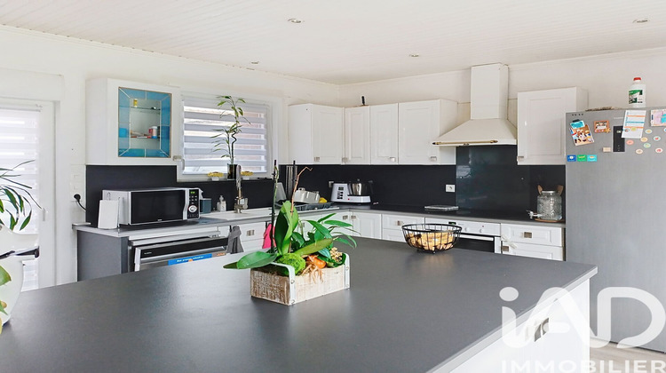 Ma-Cabane - Vente Maison Courcelles-Lès-Lens, 217 m²