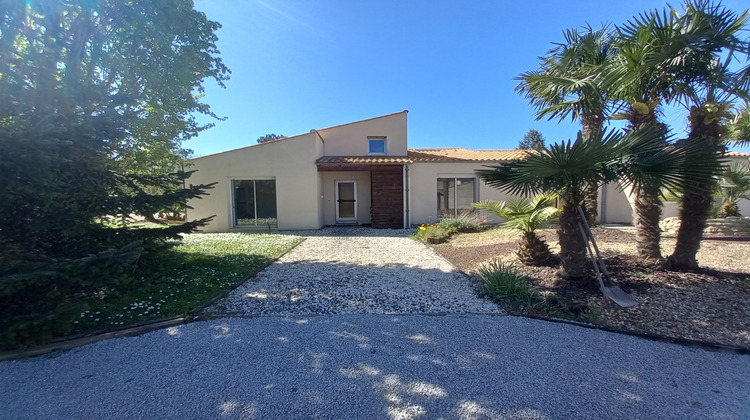 Ma-Cabane - Vente Maison COURCON, 210 m²