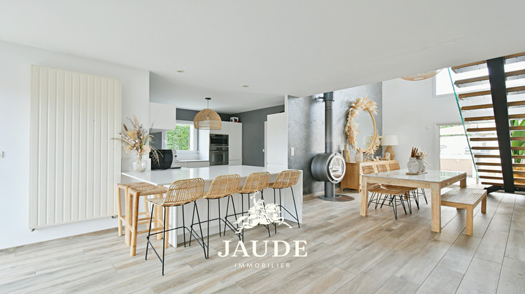 Ma-Cabane - Vente Maison Cournon-d'Auvergne, 236 m²