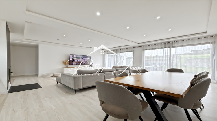 Ma-Cabane - Vente Maison Courtois-sur-Yonne, 241 m²