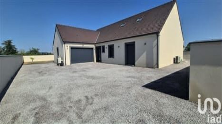 Ma-Cabane - Vente Maison Courtois-sur-Yonne, 238 m²