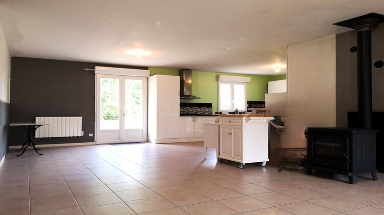 Ma-Cabane - Vente Maison COURVILLE-SUR-EURE, 101 m²