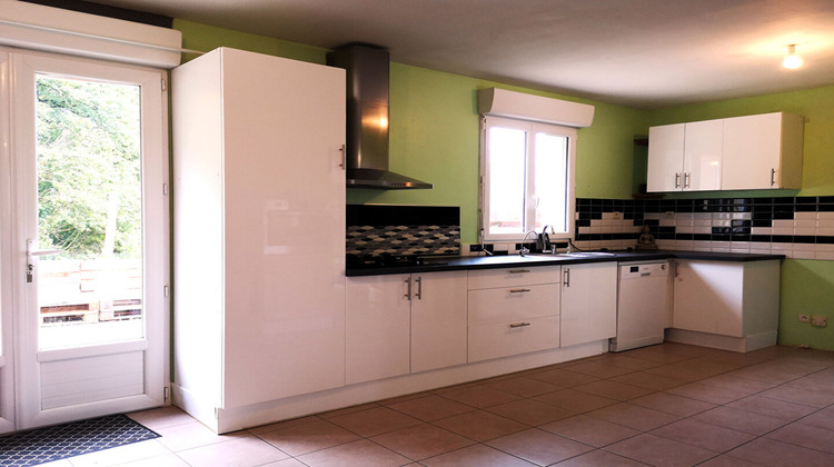 Ma-Cabane - Vente Maison COURVILLE-SUR-EURE, 101 m²