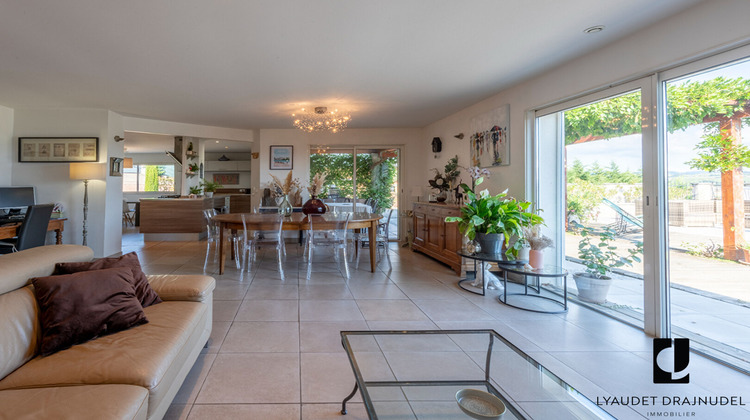 Ma-Cabane - Vente Maison COUTOUVRE, 160 m²