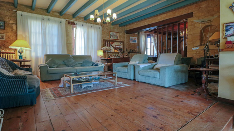 Ma-Cabane - Vente Maison COUZE ET SAINT FRONT, 260 m²