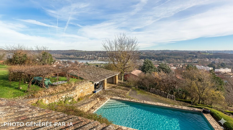Ma-Cabane - Vente Maison COUZON-AU-MONT-D'OR, 248 m²