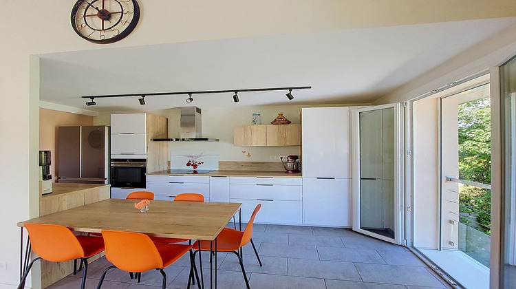 Ma-Cabane - Vente Maison COUZON-AU-MONT-D'OR, 154 m²
