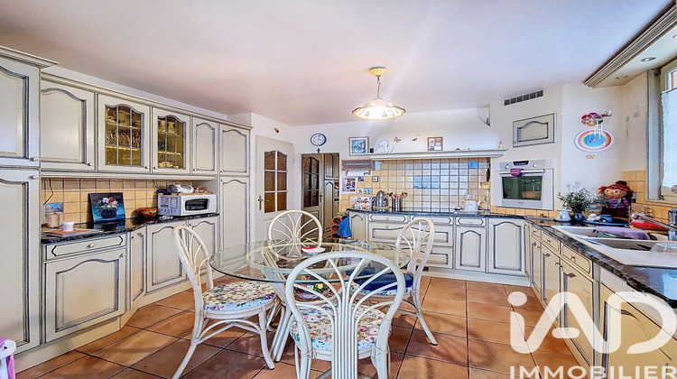 Ma-Cabane - Vente Maison Cranves-Sales, 190 m²