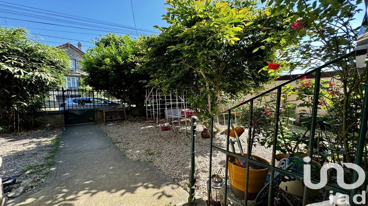 Ma-Cabane - Vente Maison Crécy-la-Chapelle, 76 m²