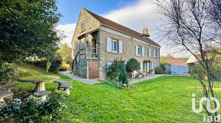 Ma-Cabane - Vente Maison Crécy-la-Chapelle, 275 m²