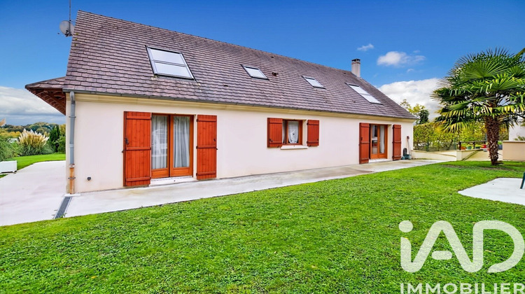 Ma-Cabane - Vente Maison Crécy-la-Chapelle, 180 m²