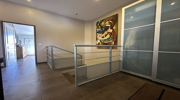 Ma-Cabane - Vente Maison Crécy-la-Chapelle, 253 m²