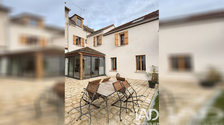 Ma-Cabane - Vente Maison Crécy-la-Chapelle, 207 m²