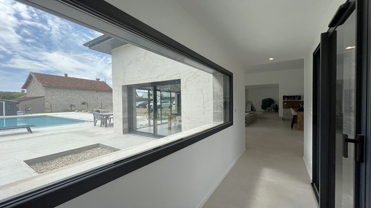 Ma-Cabane - Vente Maison CREMIEU, 167 m²