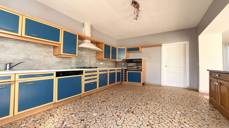 Ma-Cabane - Vente Maison CREPY-EN-VALOIS, 183 m²