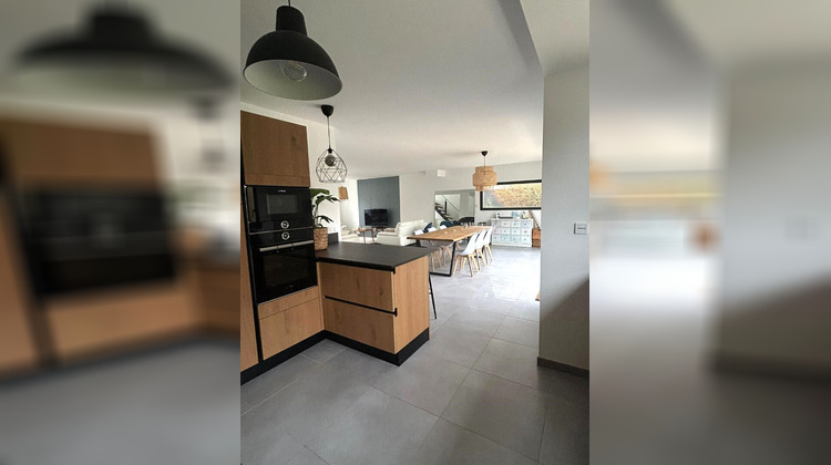 Ma-Cabane - Vente Maison CRESPIERES, 181 m²