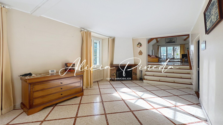 Ma-Cabane - Vente Maison Crespieres, 119 m²