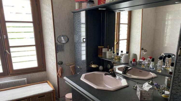 Ma-Cabane - Vente Maison CRESPIERES, 450 m²