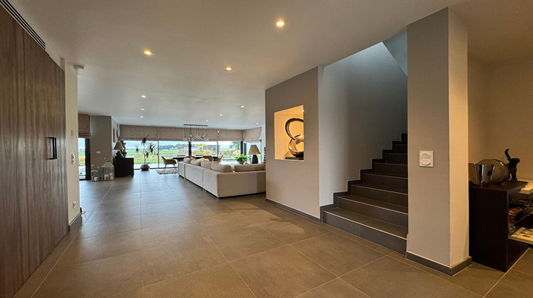 Ma-Cabane - Vente Maison CRESPIERES, 208 m²