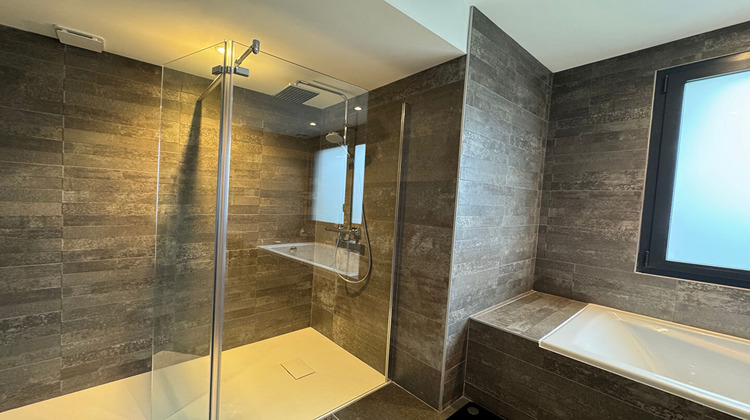 Ma-Cabane - Vente Maison CRESPIERES, 208 m²