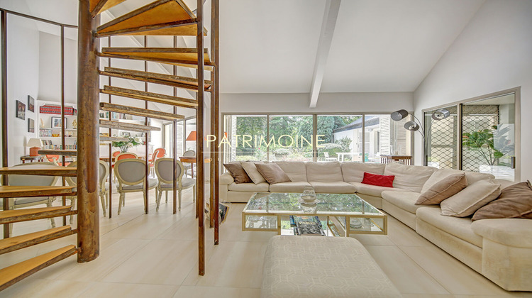 Ma-Cabane - Vente Maison CRESPIERES, 311 m²