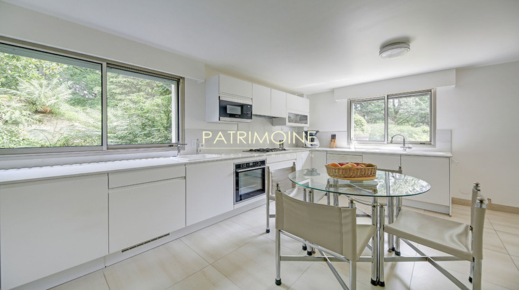 Ma-Cabane - Vente Maison CRESPIERES, 311 m²