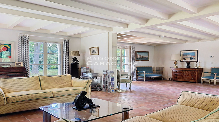 Ma-Cabane - Vente Maison CRESPIERES, 255 m²