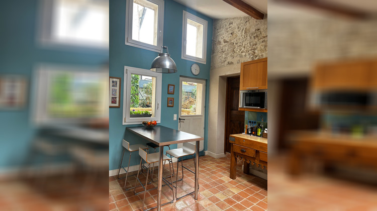 Ma-Cabane - Vente Maison CRESPIERES, 200 m²