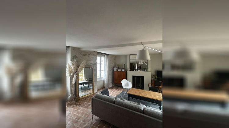 Ma-Cabane - Vente Maison CRESPIERES, 200 m²