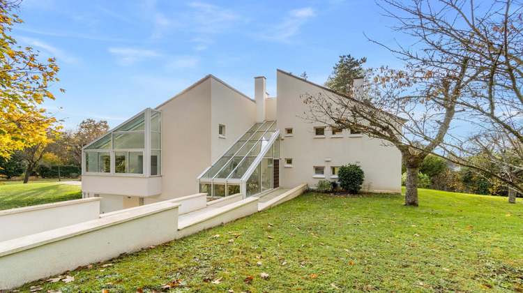 Ma-Cabane - Vente Maison Crespieres, 260 m²