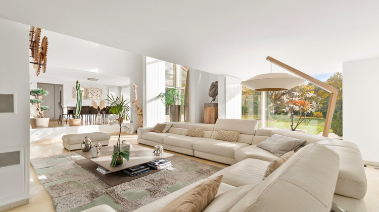 Ma-Cabane - Vente Maison Crespieres, 260 m²
