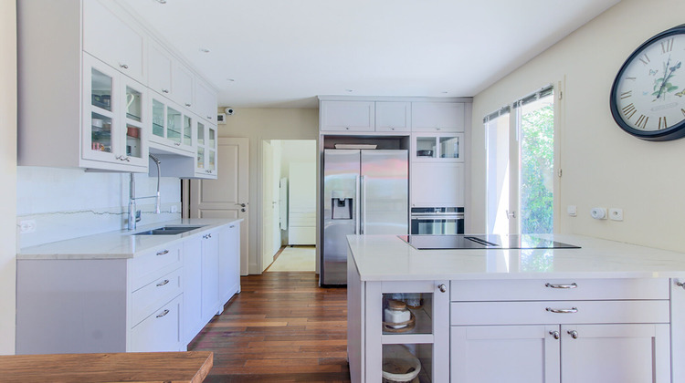 Ma-Cabane - Vente Maison CRESPIERES, 162 m²