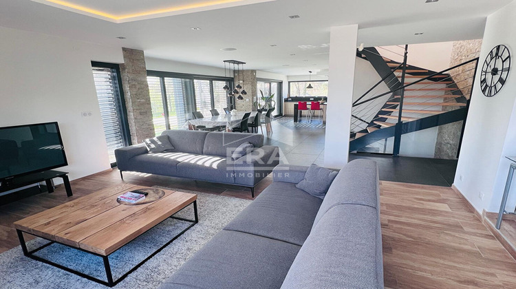 Ma-Cabane - Vente Maison CRESPIERES, 240 m²