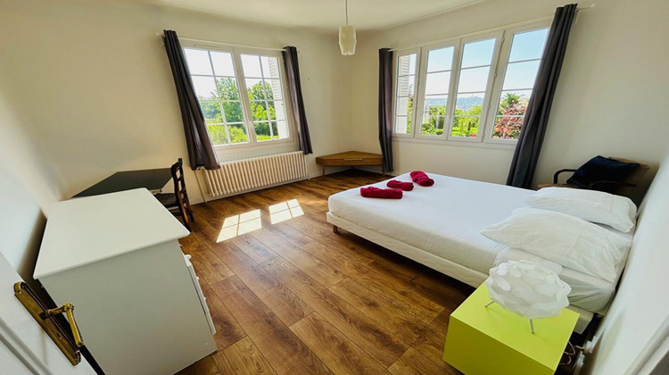 Ma-Cabane - Vente Maison CREUZIER LE VIEUX, 200 m²