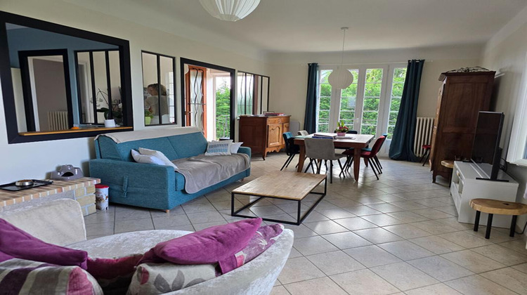 Ma-Cabane - Vente Maison CREUZIER LE VIEUX, 200 m²