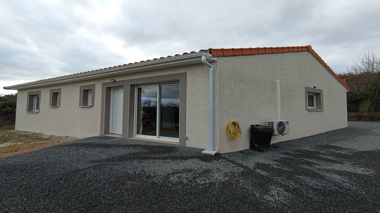 Ma-Cabane - Vente Maison CREUZIER LE VIEUX, 86 m²