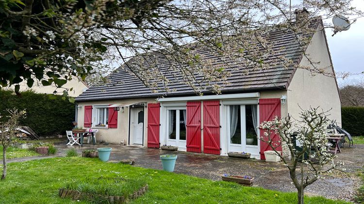 Ma-Cabane - Vente Maison CREVECOEUR-LE-GRAND, 96 m²