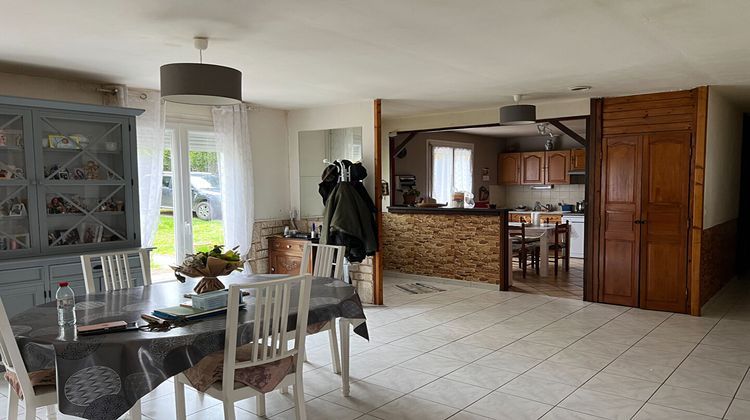 Ma-Cabane - Vente Maison CREVECOEUR-LE-GRAND, 96 m²