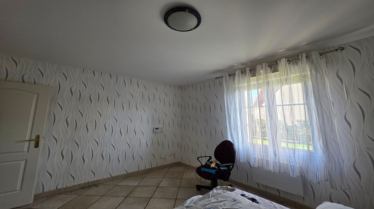 Ma-Cabane - Vente Maison CREVECOEUR-LE-GRAND, 99 m²