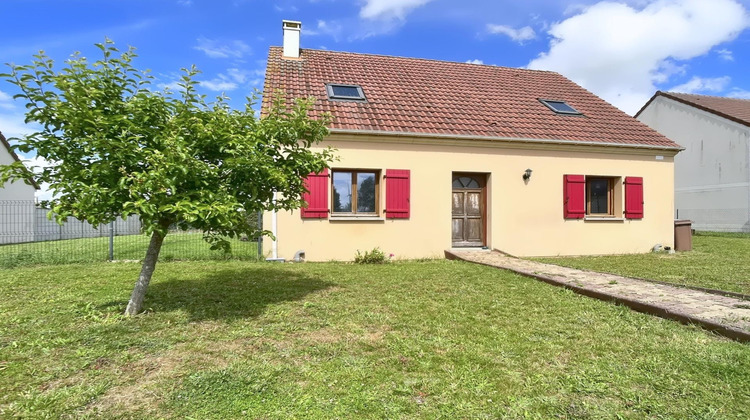Ma-Cabane - Vente Maison Crevecoeur-le-Grand, 120 m²