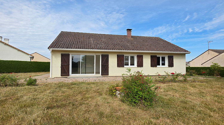 Ma-Cabane - Vente Maison CREVECOEUR-LE-GRAND, 82 m²