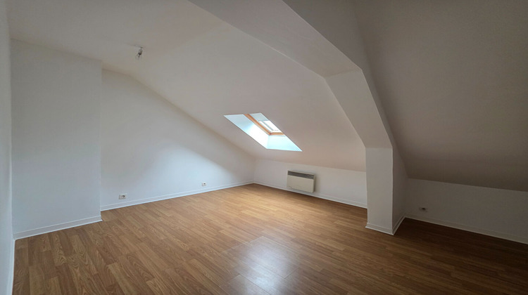 Ma-Cabane - Vente Maison CREVECOEUR-LE-GRAND, 83 m²